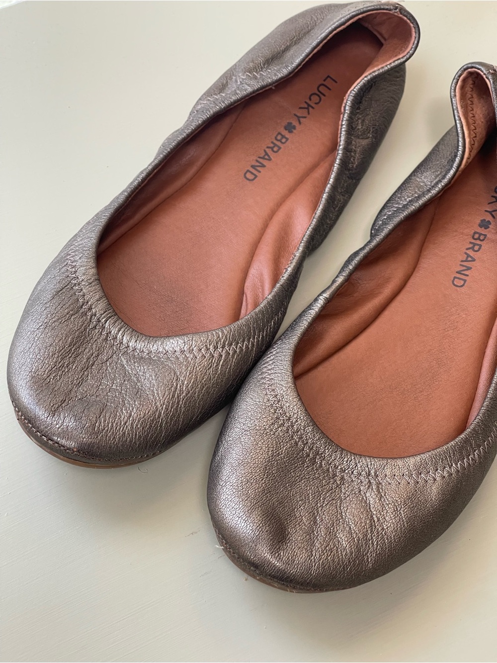 Lucky Brand Emmie Metallic Pewter Leather Ballet Flats Sz 8 Slip-on Loafers
